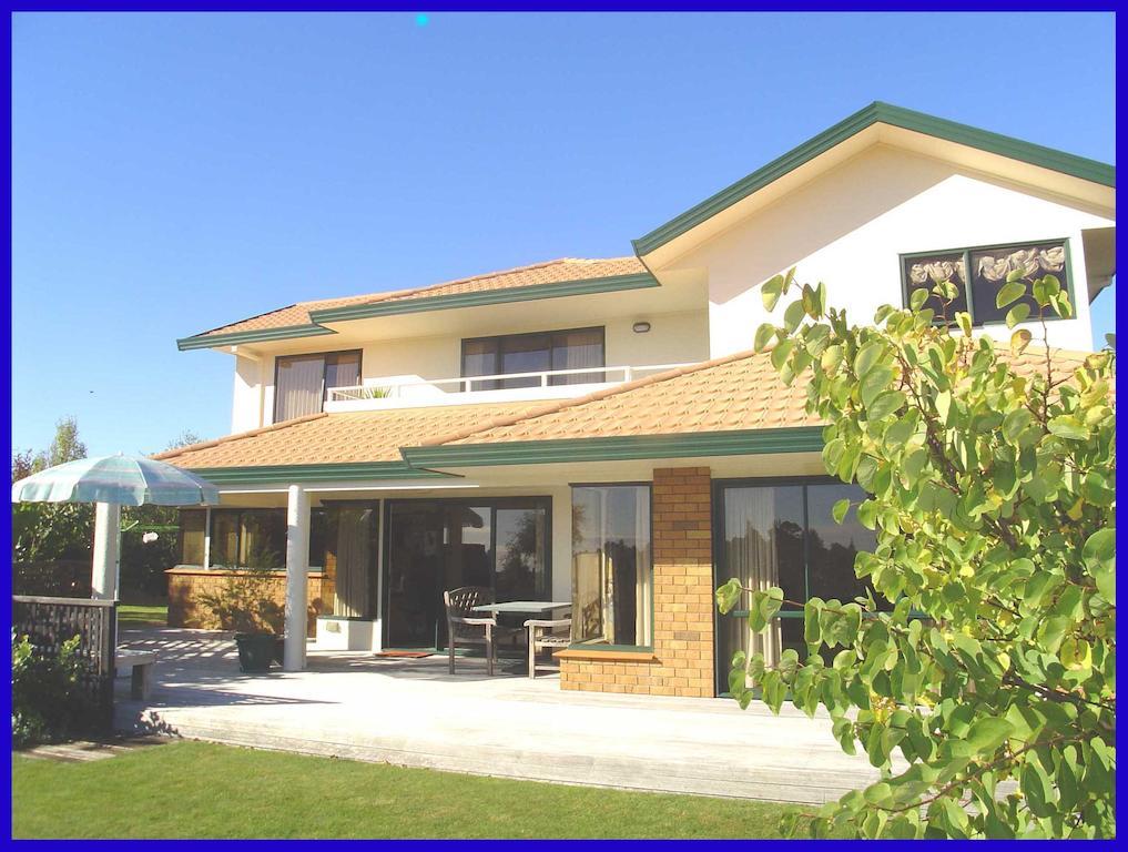 Crestwood Bed And Breakfast Whakatane Exterior photo